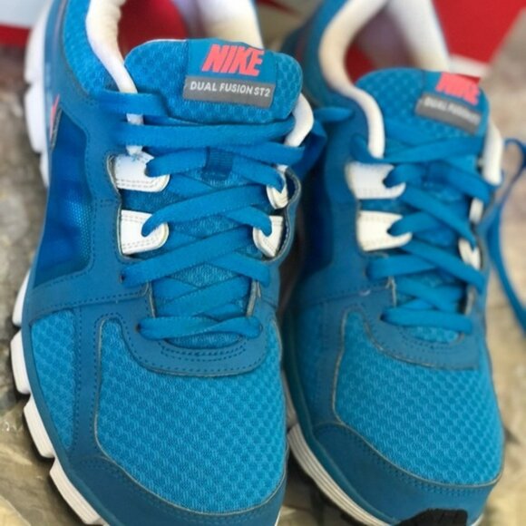 Nike dual fusion ST2 running shoes - Picture 1 of 8